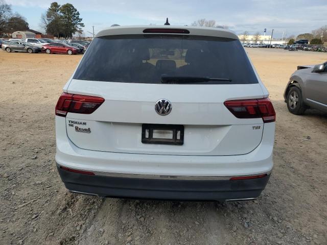 2018 VOLKSWAGEN TIGUAN SE - 3VV3B7AX8JM214679