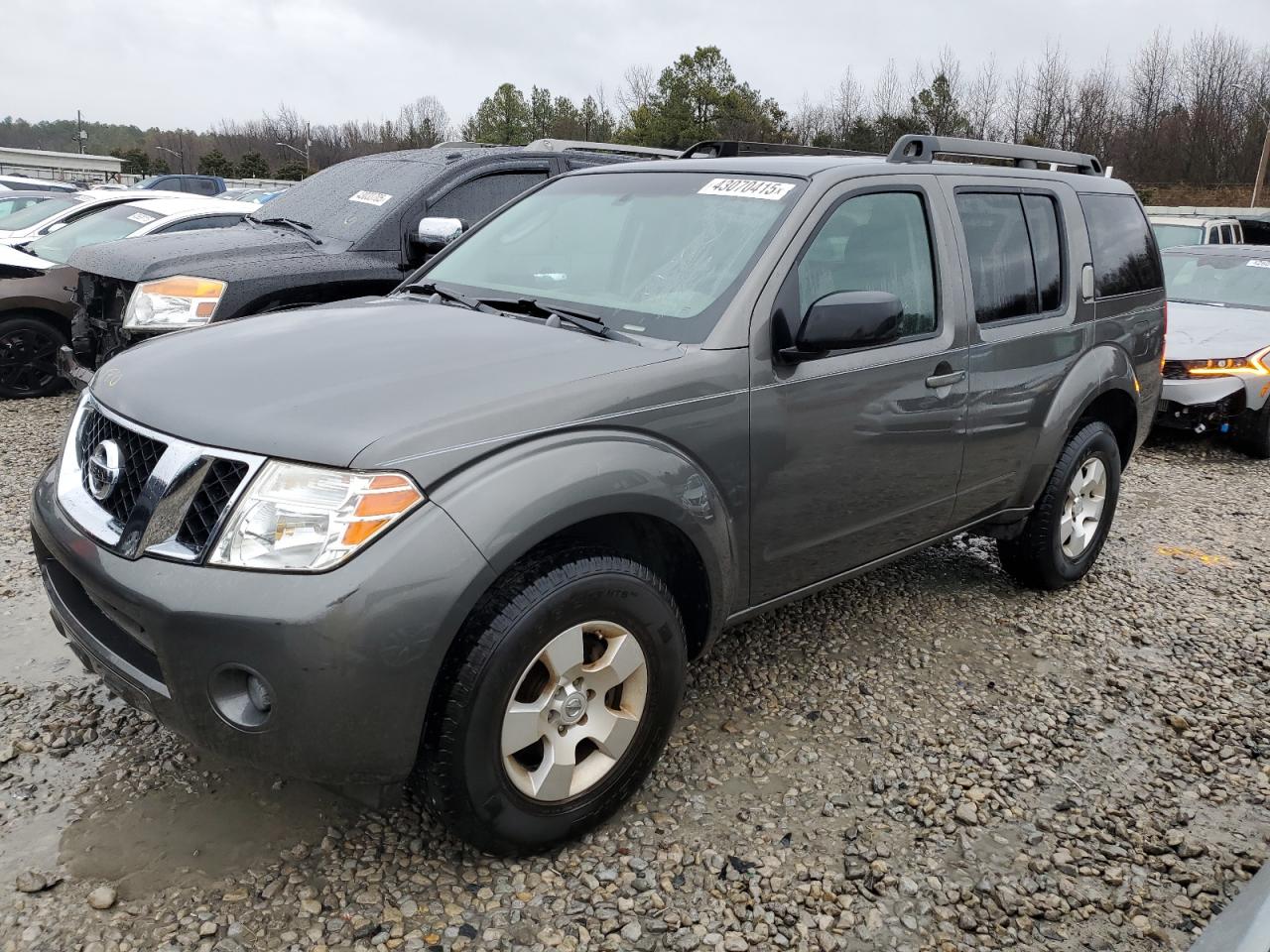  Salvage Nissan Pathfinder