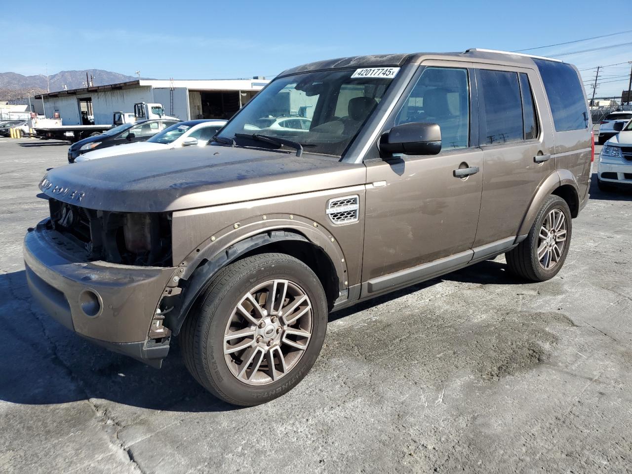  Salvage Land Rover LR4