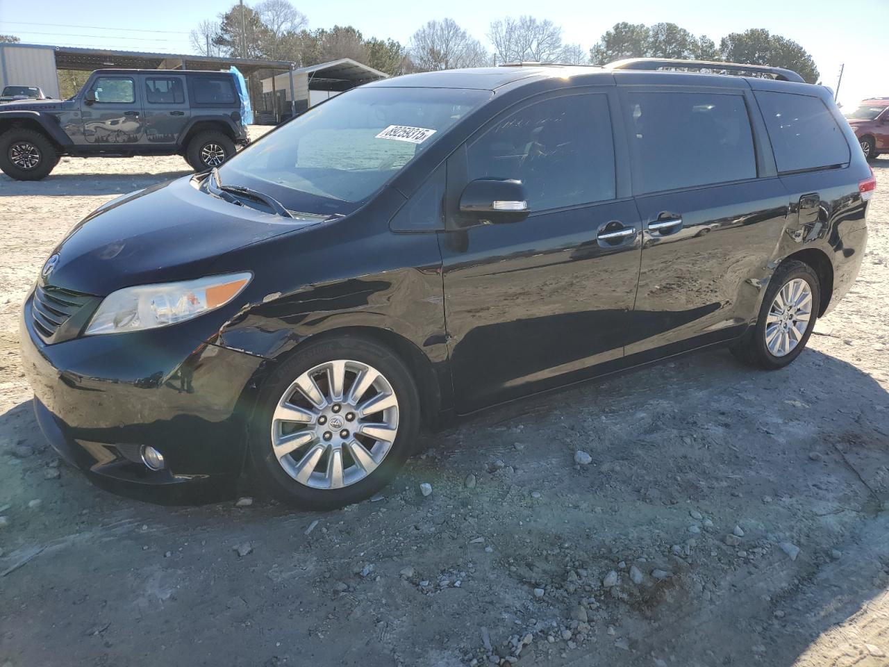  Salvage Toyota Sienna