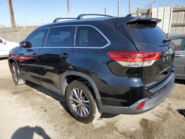 TOYOTA HIGHLANDER 2019 black  gas 5TDKZRFH9KS306999 photo #3