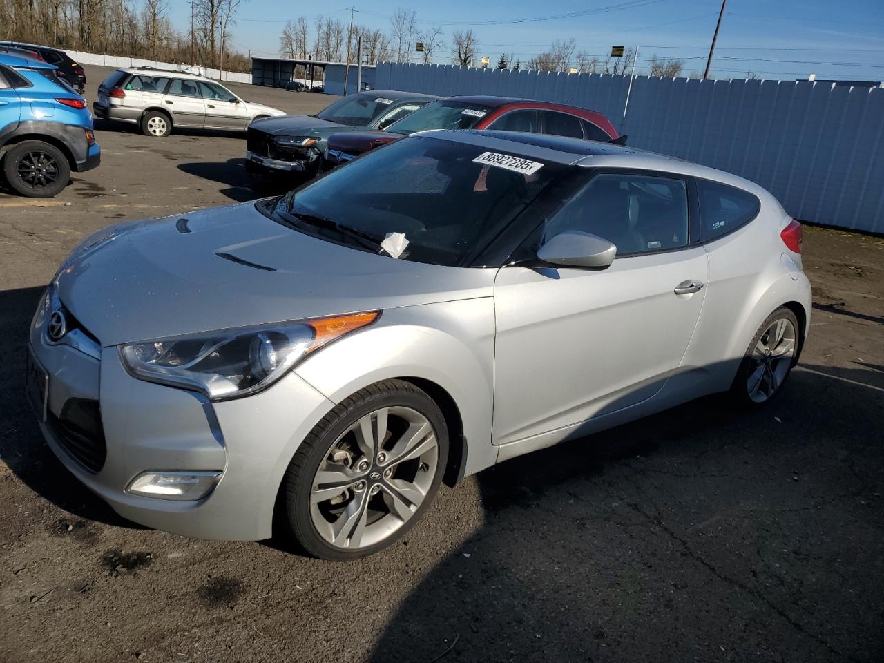  Salvage Hyundai VELOSTER