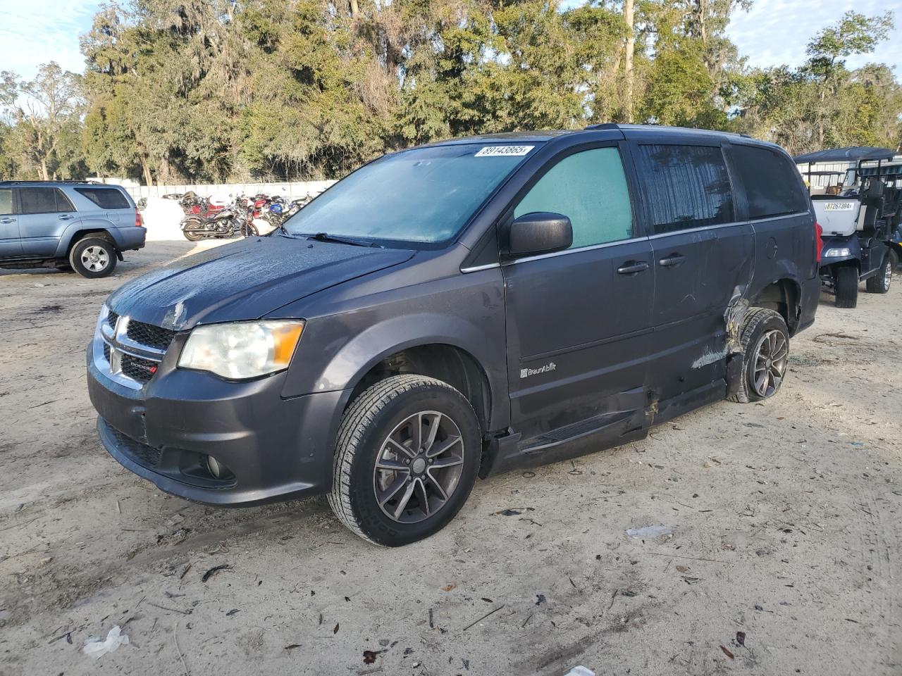  Salvage Dodge Caravan