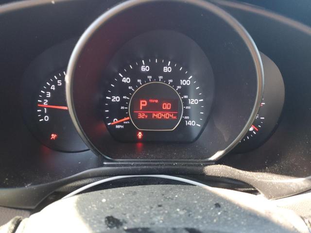 2016 KIA SOUL + - KNDJP3A55G7835640