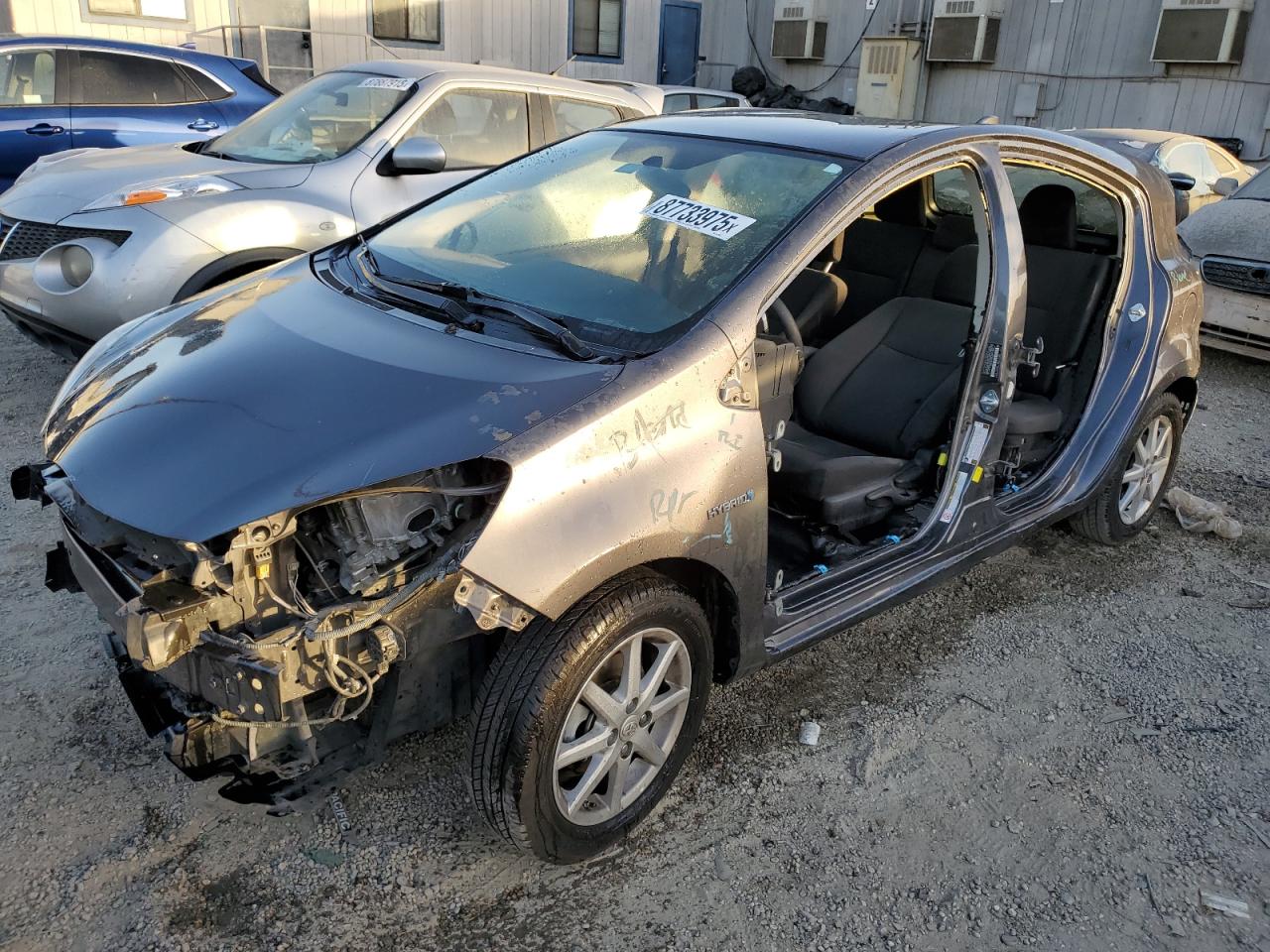  Salvage Toyota Prius