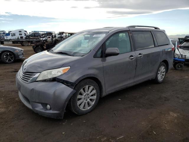 TOYOTA SIENNA XLE