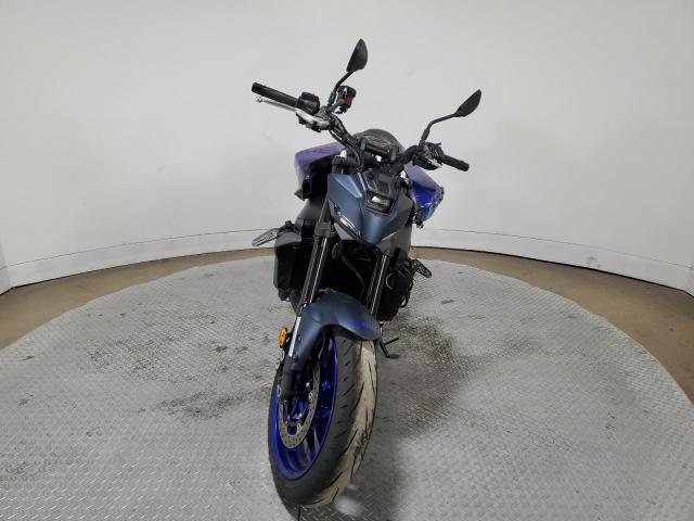 YAMAHA MT09 2024 blue  gas JYARN94EXRA000593 photo #3