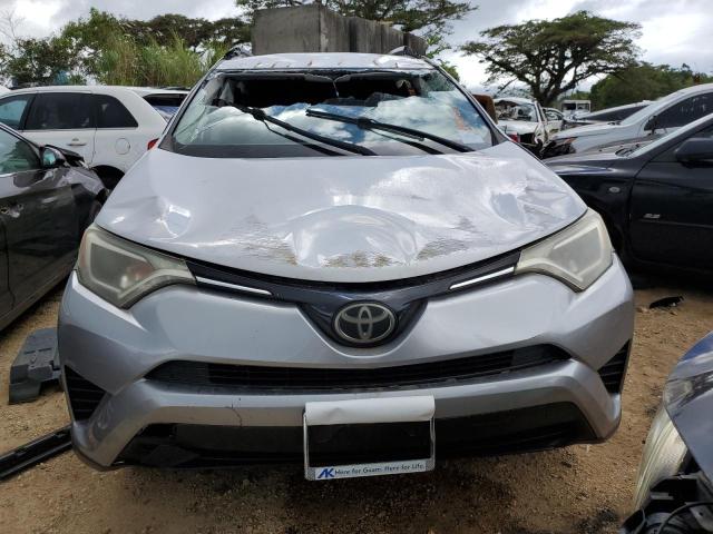 2018 TOYOTA RAV4 LE - JTMZFREV3JJ209758