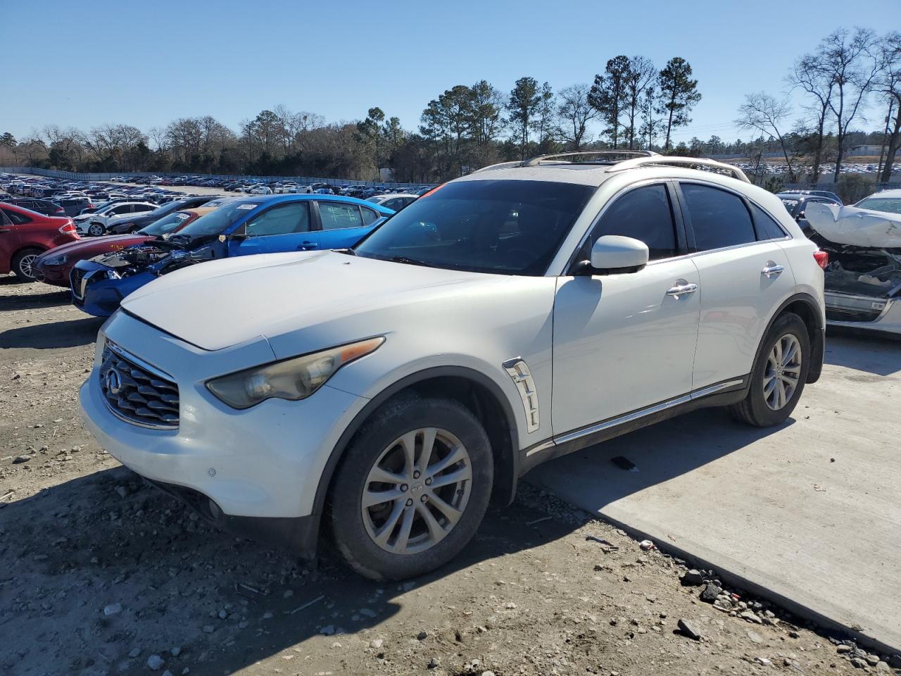 INFINITI FX35