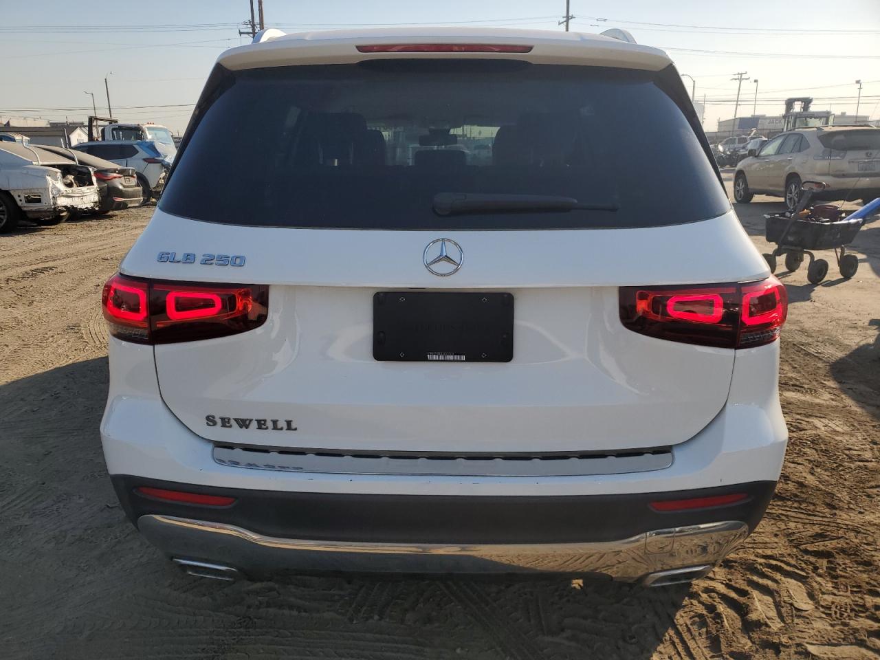 Lot #3052274604 2020 MERCEDES-BENZ GLB 250