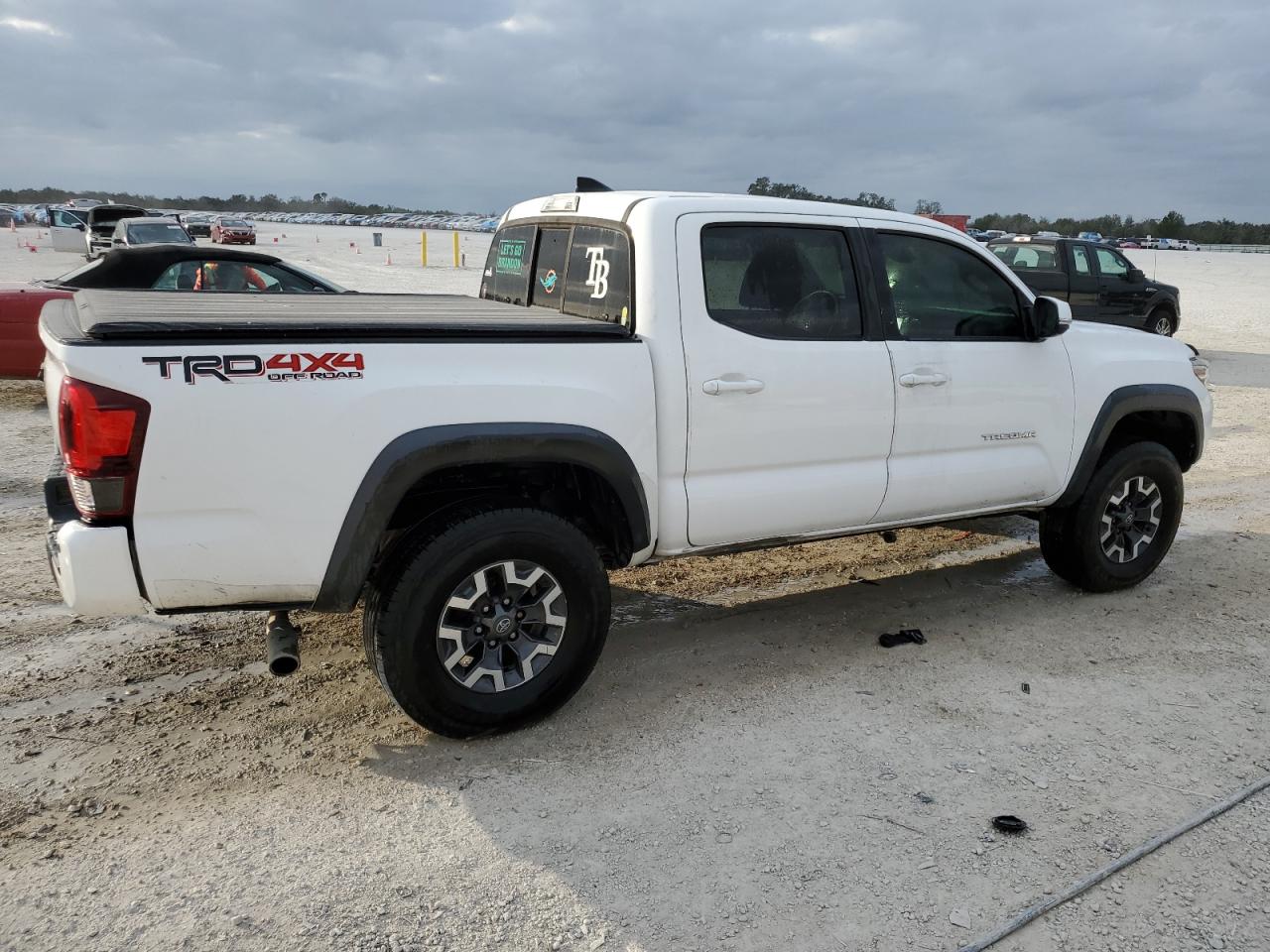 TOYOTA TACOMA DOUBLE CAB