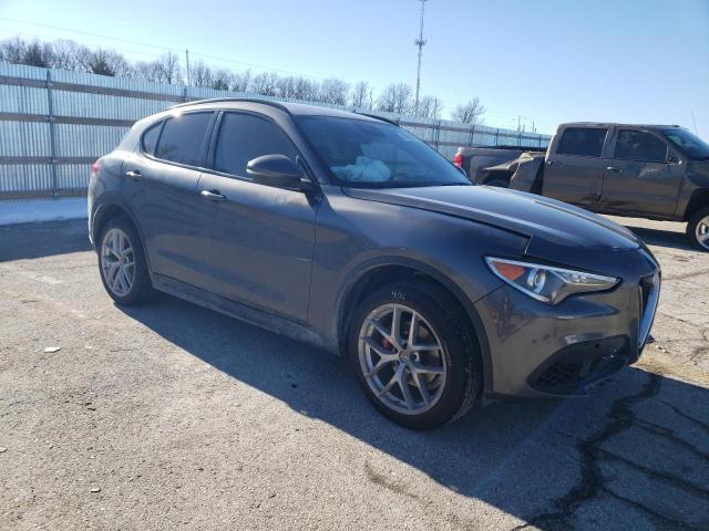 2018 ALFA ROMEO STELVIO TI ZASFAKNN0J7B93550