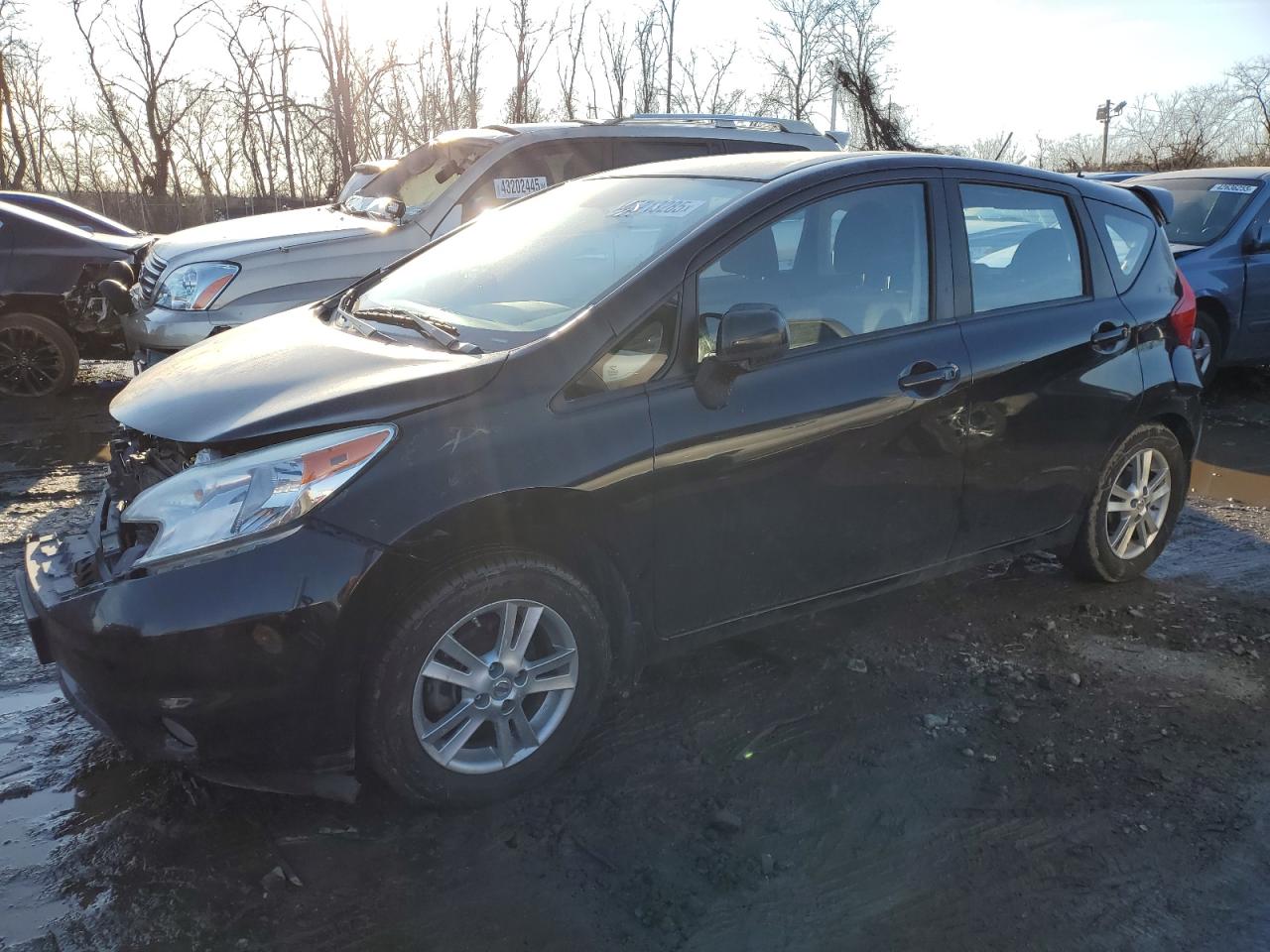  Salvage Nissan Versa