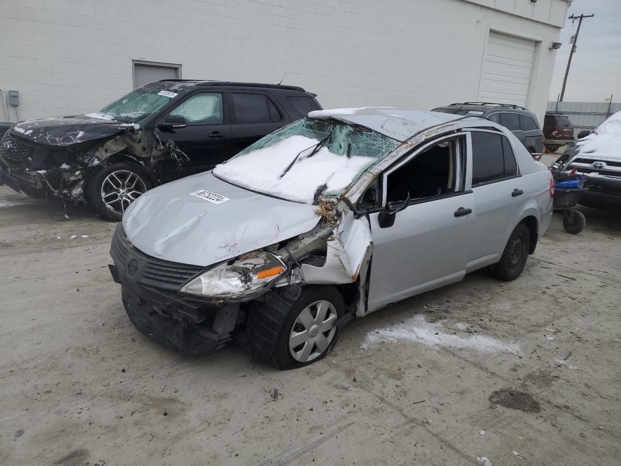  Salvage Nissan Versa