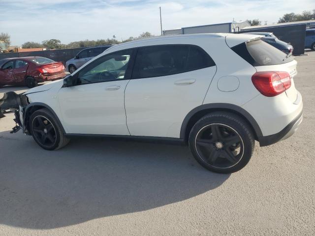 2015 MERCEDES-BENZ GLA 250 4M WDCTG4GB9FJ038928