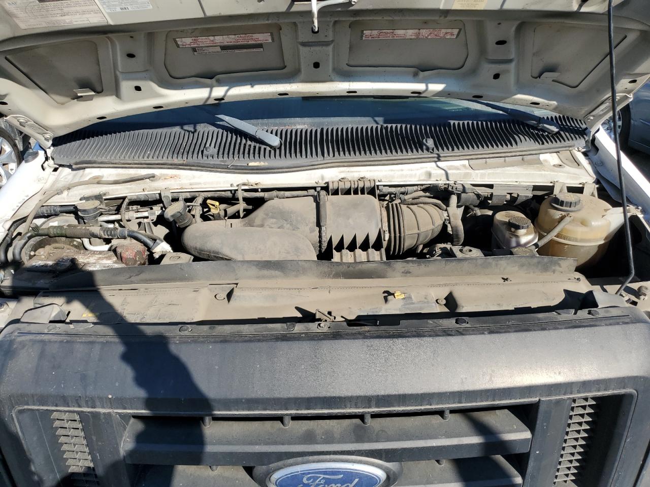 FORD ECONOLINE E250 VAN