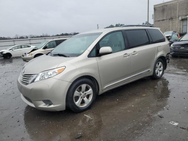 2015 TOYOTA SIENNA LE 5TDKK3DC4FS659861