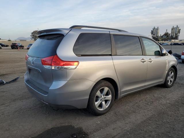 TOYOTA SIENNA LE 2014 silver  gas 5TDKK3DC1ES506580 photo #4