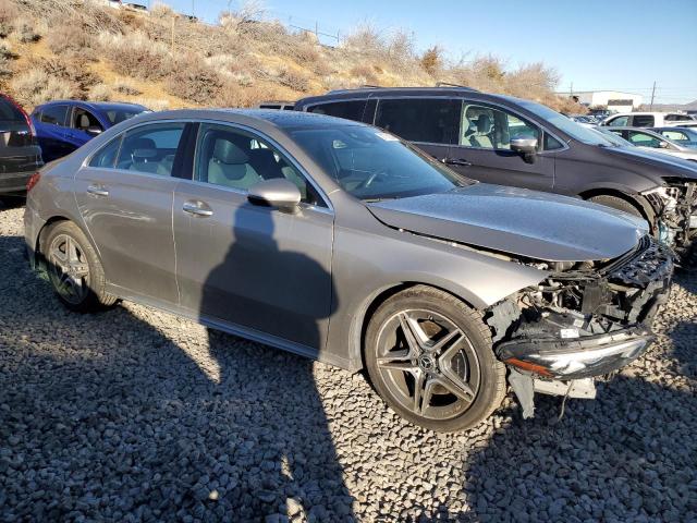 2019 MERCEDES-BENZ A 220 4MAT - WDD3G4FB8KW005171
