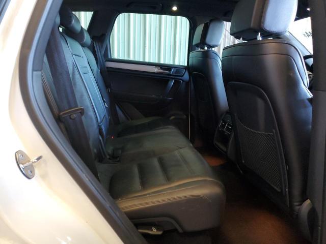 2017 VOLKSWAGEN TOUAREG WO WVGRF7BP5HD002450