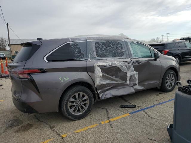 2021 TOYOTA SIENNA LE - 5TDKRKEC7MS039099