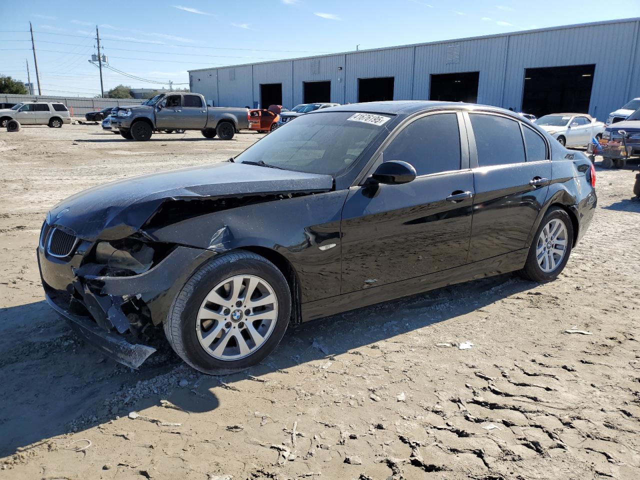 Lot #3050621094 2006 BMW 325 I