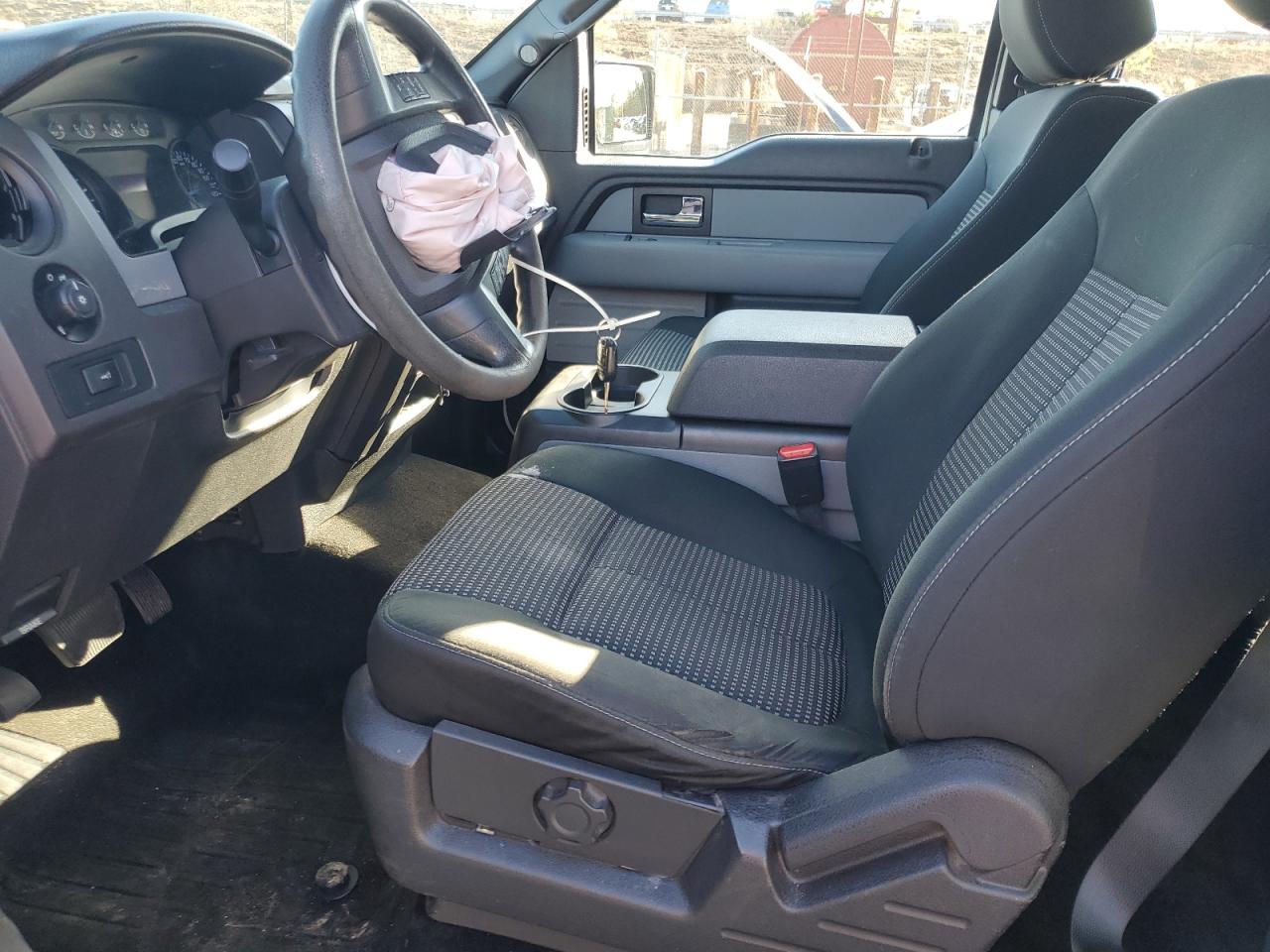 FORD F-150 SUPER CAB