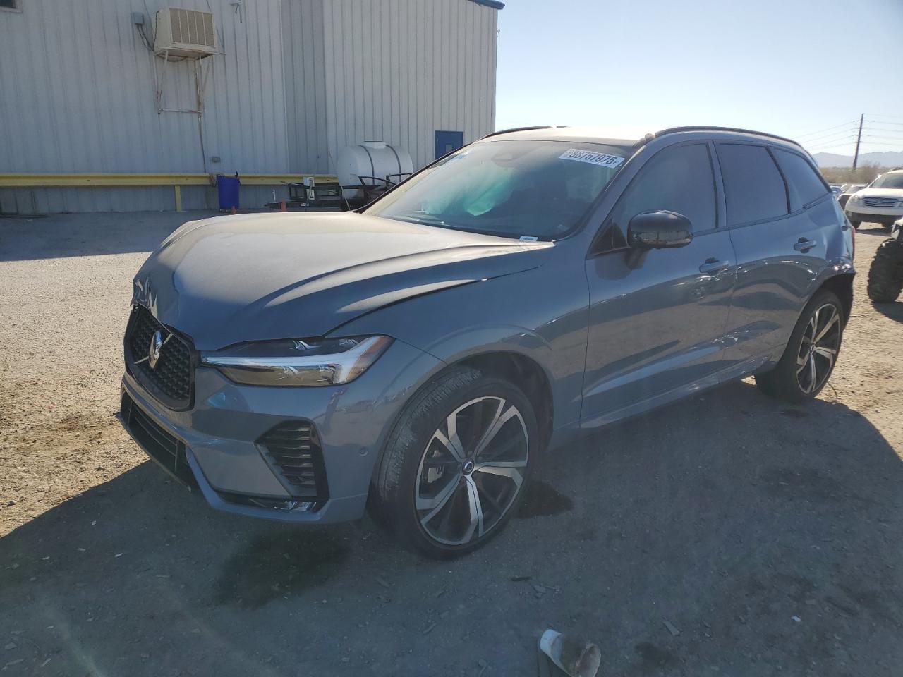 YV4L12RM3N1053902 VOLVO XC60 B5 R- 2022