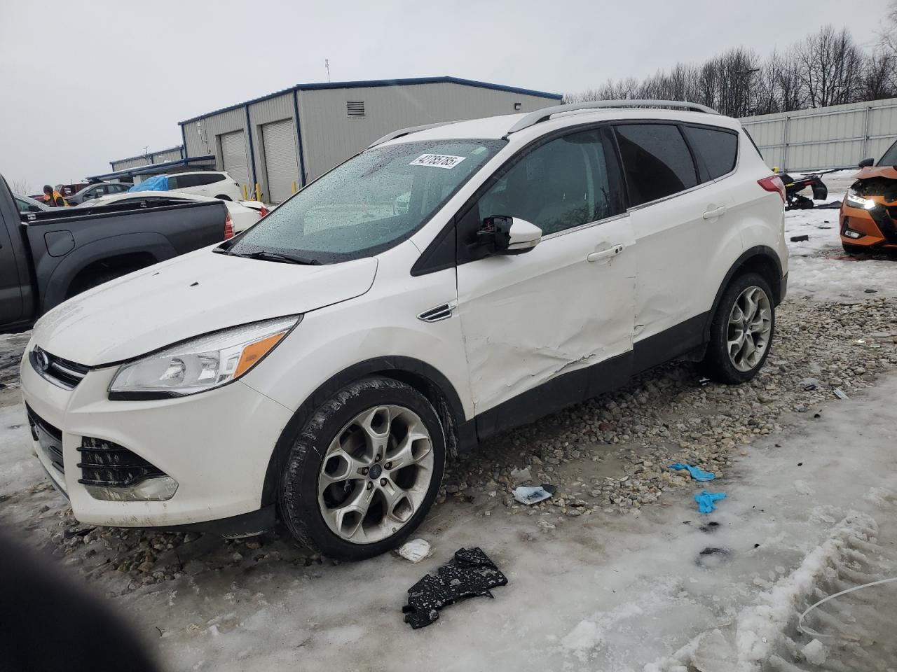  Salvage Ford Escape