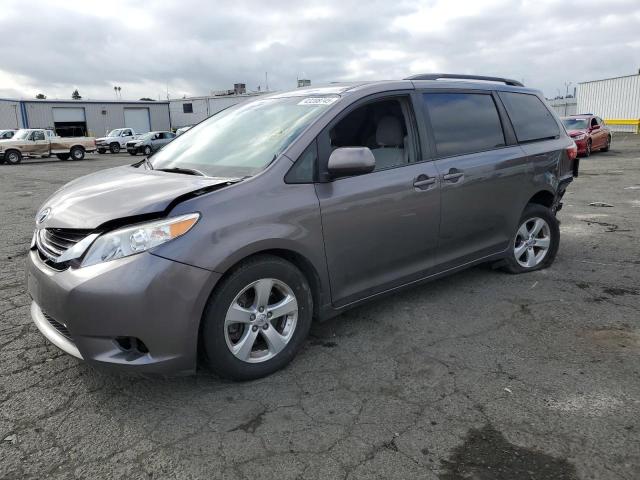 2015 TOYOTA SIENNA LE - 5TDKK3DC6FS611634