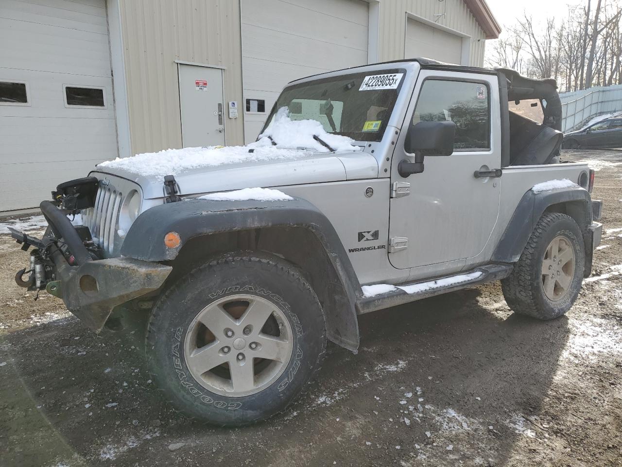  Salvage Jeep Wrangler