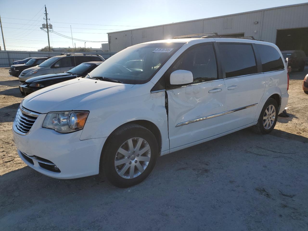  Salvage Chrysler Minivan