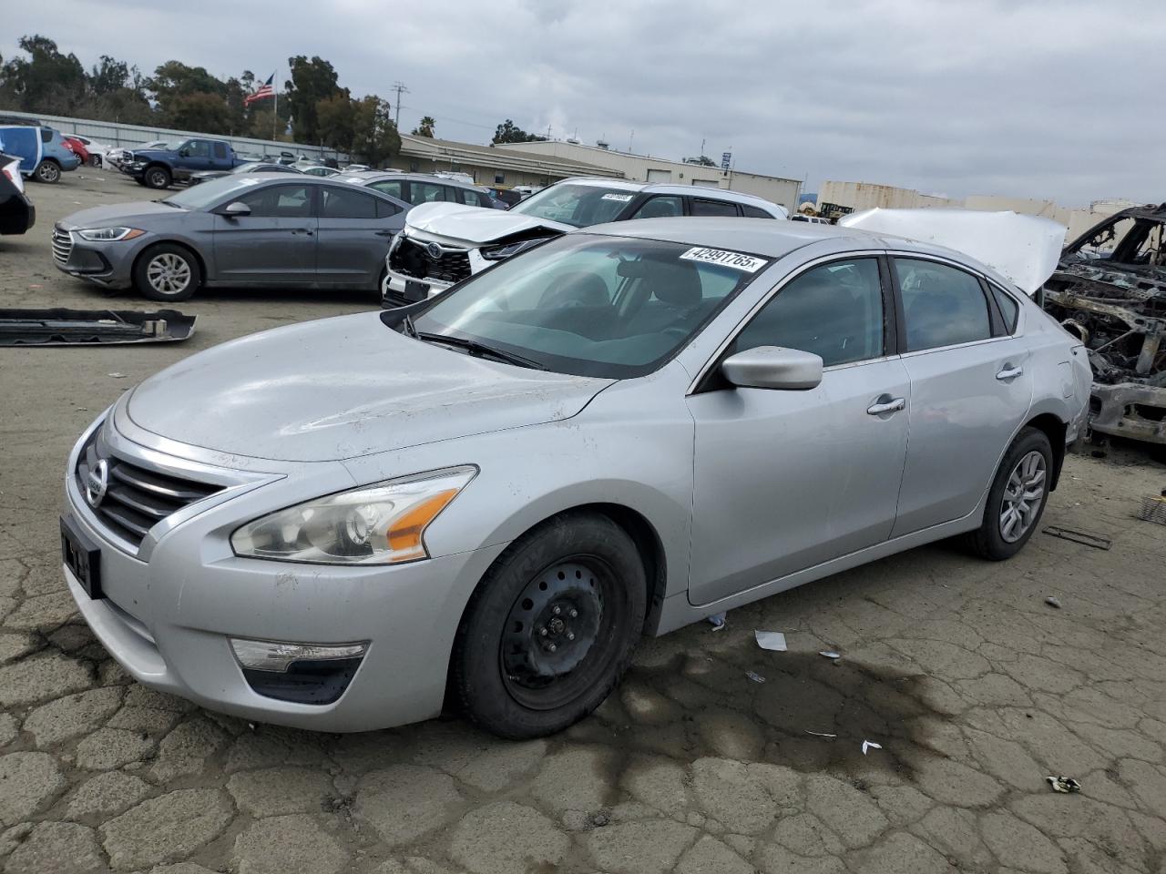  Salvage Nissan Altima