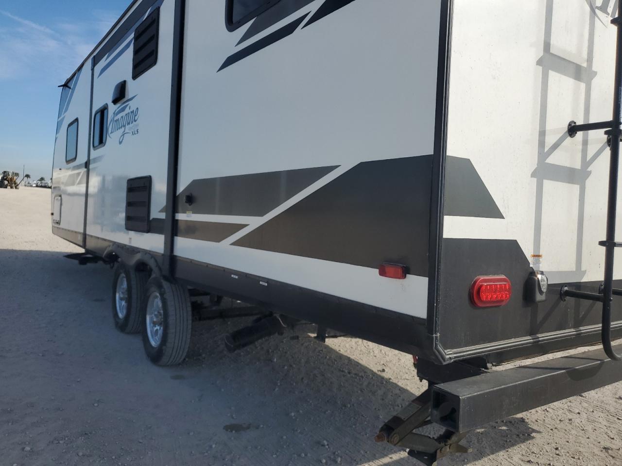 Lot #3315695717 2021 GRAND DESI IMAGINE