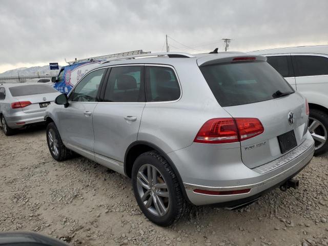 2016 VOLKSWAGEN TOUAREG SP WVGEF9BP4GD010645