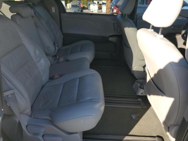 2017 TOYOTA SIENNA XLE - 5TDYZ3DCXHS827608
