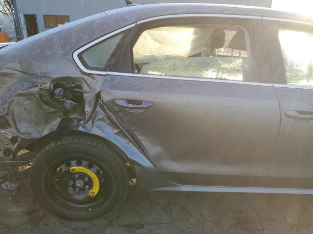 2018 VOLKSWAGEN PASSAT SE - 1VWBA7A32JC002448
