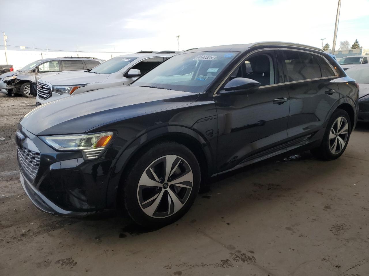 AUDI Q8 PREMIUM PLUS