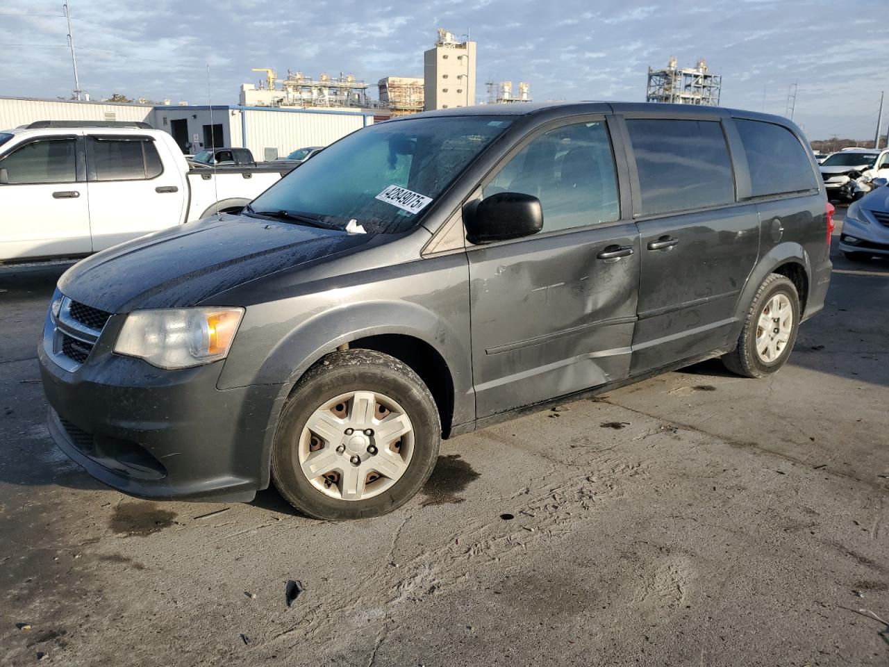  Salvage Dodge Caravan