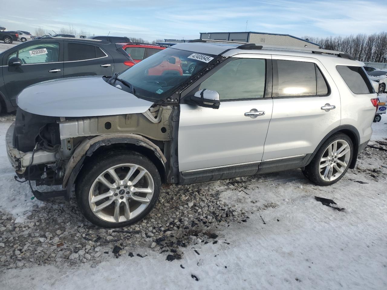  Salvage Ford Explorer