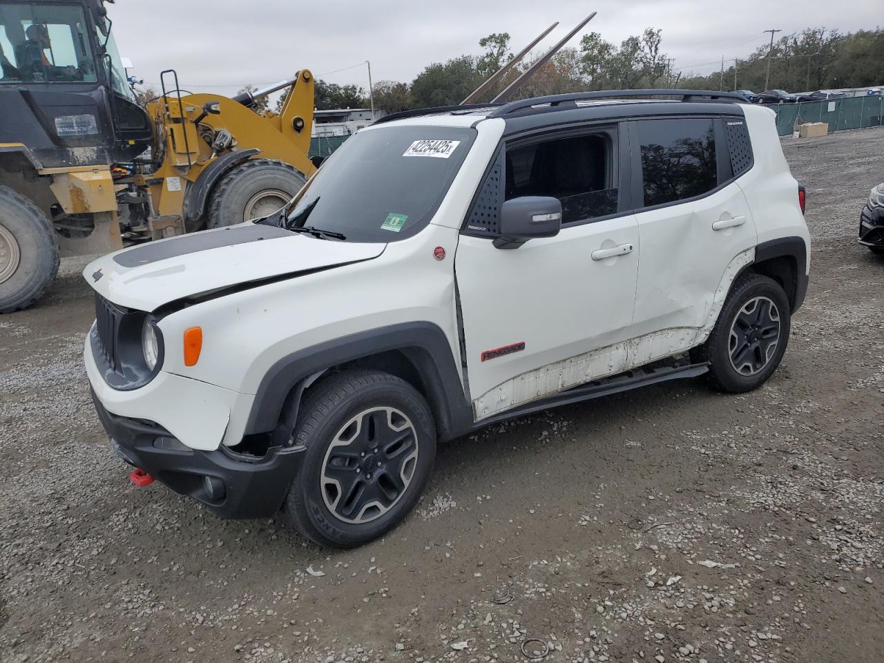  Salvage Jeep Renegade