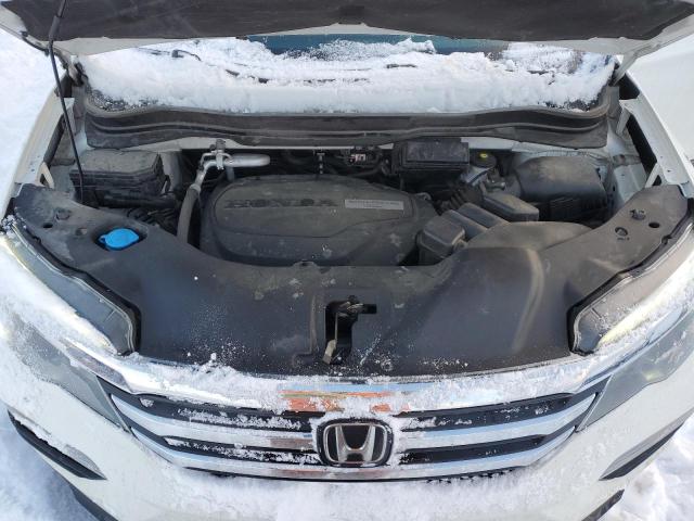 2018 HONDA PILOT ELIT - 5FNYF6H01JB052605