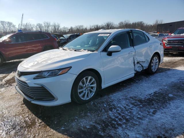 2021 TOYOTA CAMRY LE 4T1C11AKXMU441094