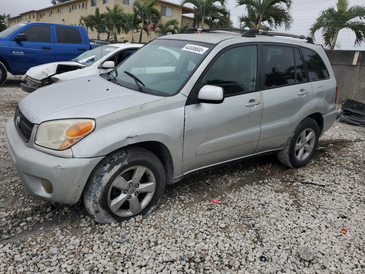  Salvage Toyota RAV4