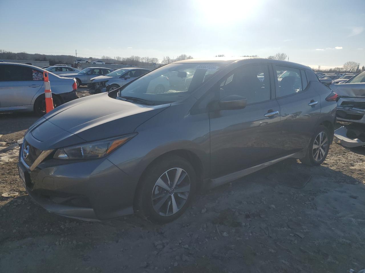  Salvage Nissan LEAF