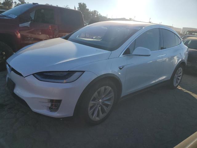 TESLA MODEL X 2017 white  electric 5YJXCBE27HF078316 photo #1