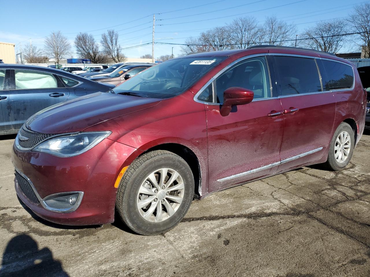  Salvage Chrysler Pacifica