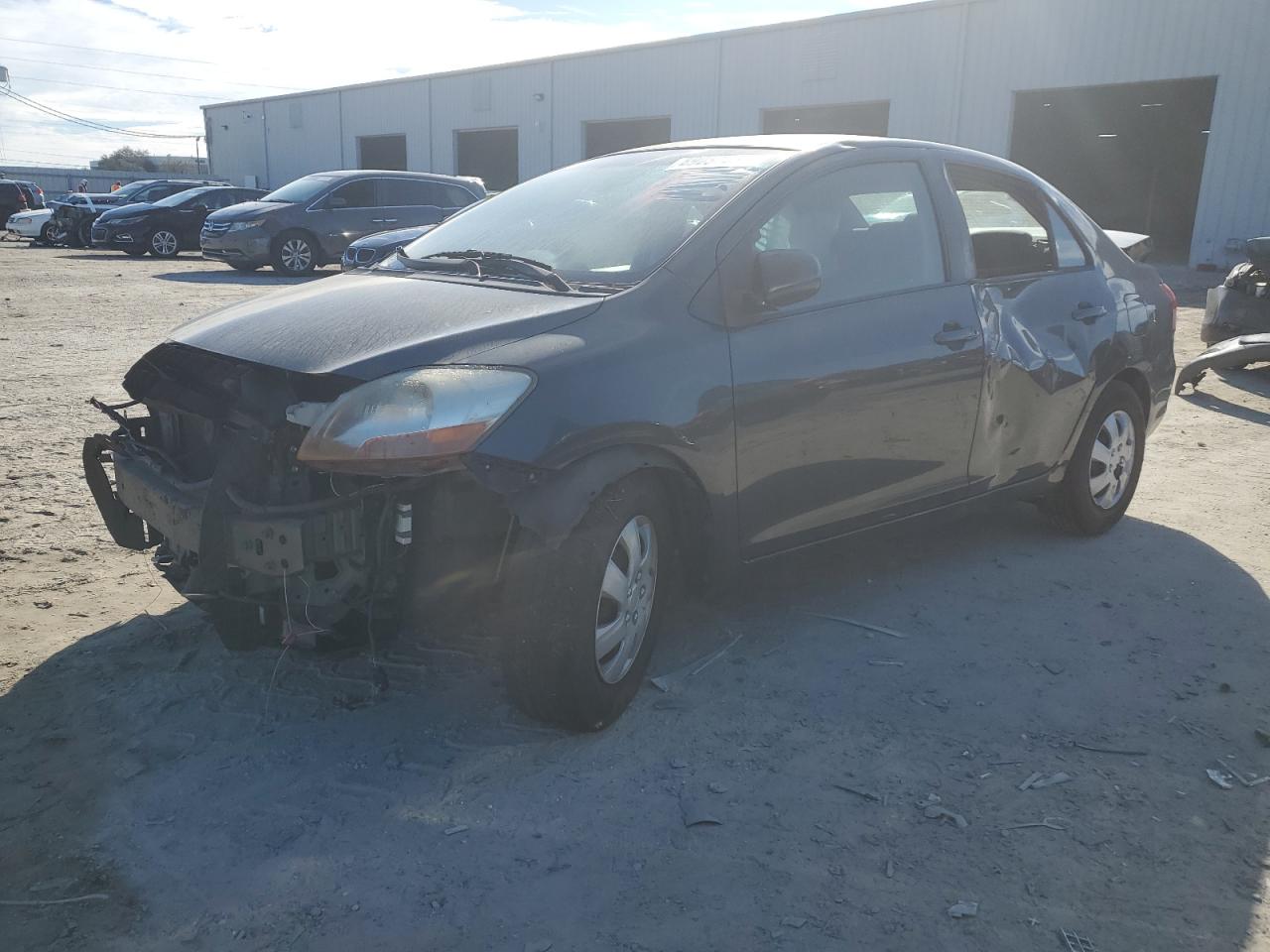  Salvage Toyota Yaris