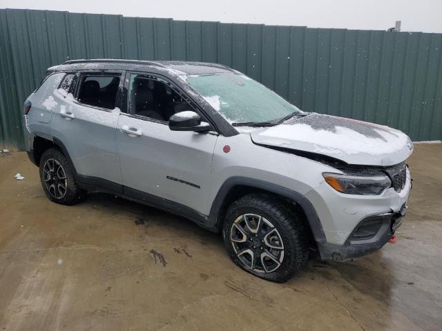 Vin: 3c4njddn4st508770, lot: 41858495, jeep compass trailhawk 20254