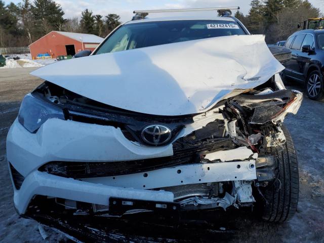 2018 TOYOTA RAV4 LE - JTMBFREV5JJ245291